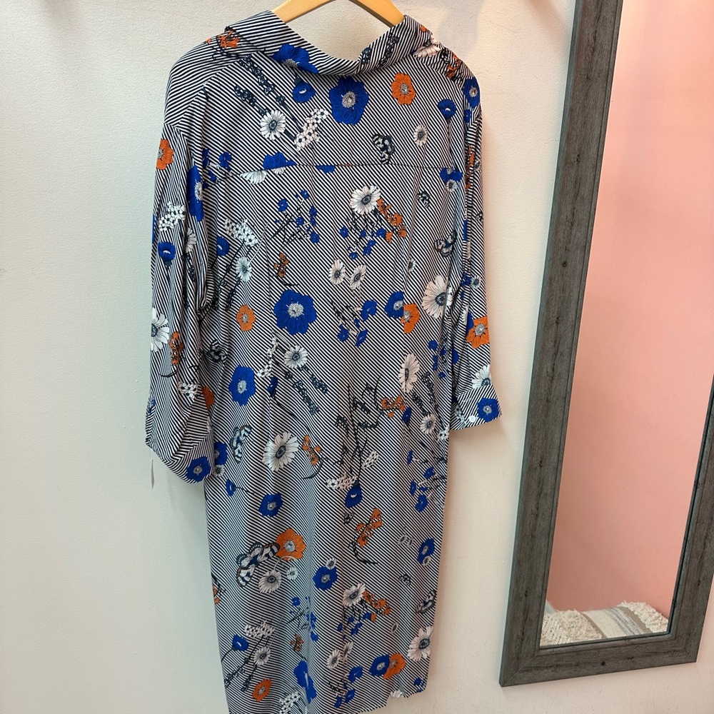 DAVI & DANI Blue and Orange Floral Midi Dress - Picture 4 of 4